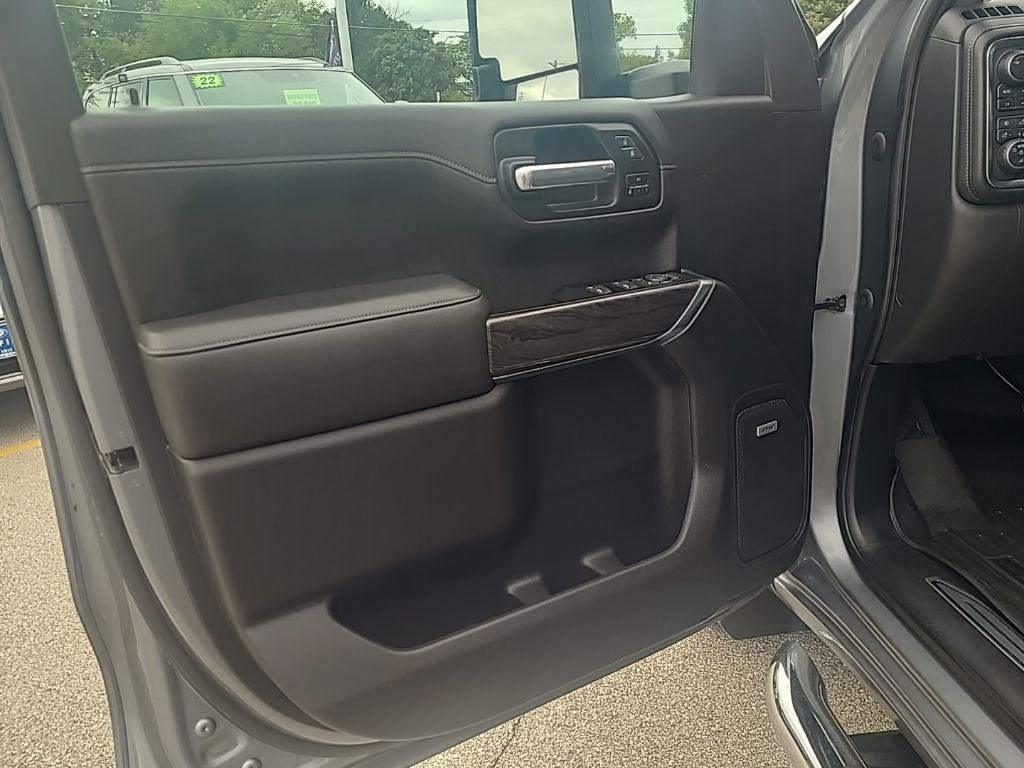 used 2020 Chevrolet Silverado 1500 car, priced at $33,593