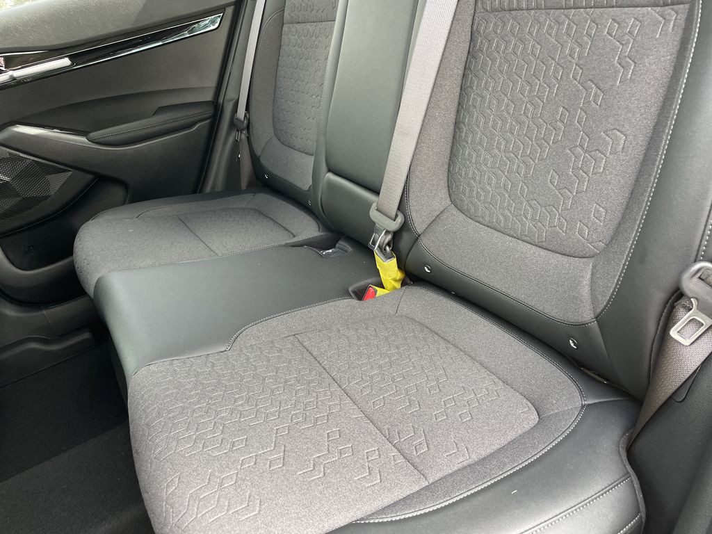 new 2025 Kia Seltos car, priced at $26,708