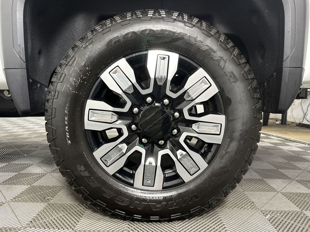 new 2025 GMC Sierra 2500HD car, priced at $87,090
