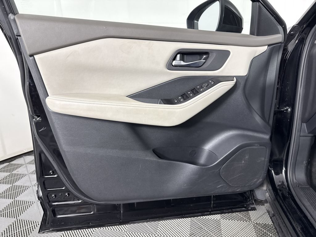 used 2024 Nissan Rogue car, priced at $21,997