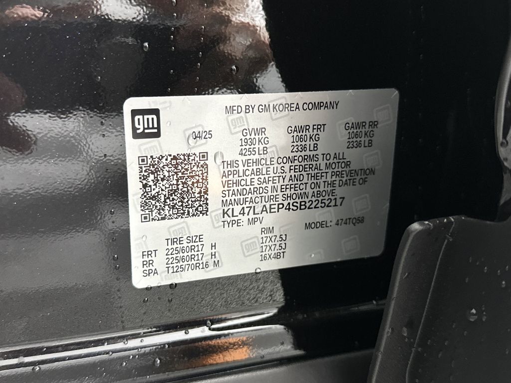 new 2025 Buick Envista car, priced at $25,785