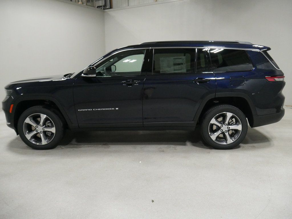 new 2024 Jeep Grand Cherokee L car, priced at $48,920