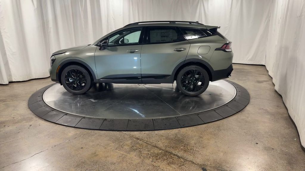 new 2025 Kia Sportage Plug-In Hybrid car, priced at $45,506