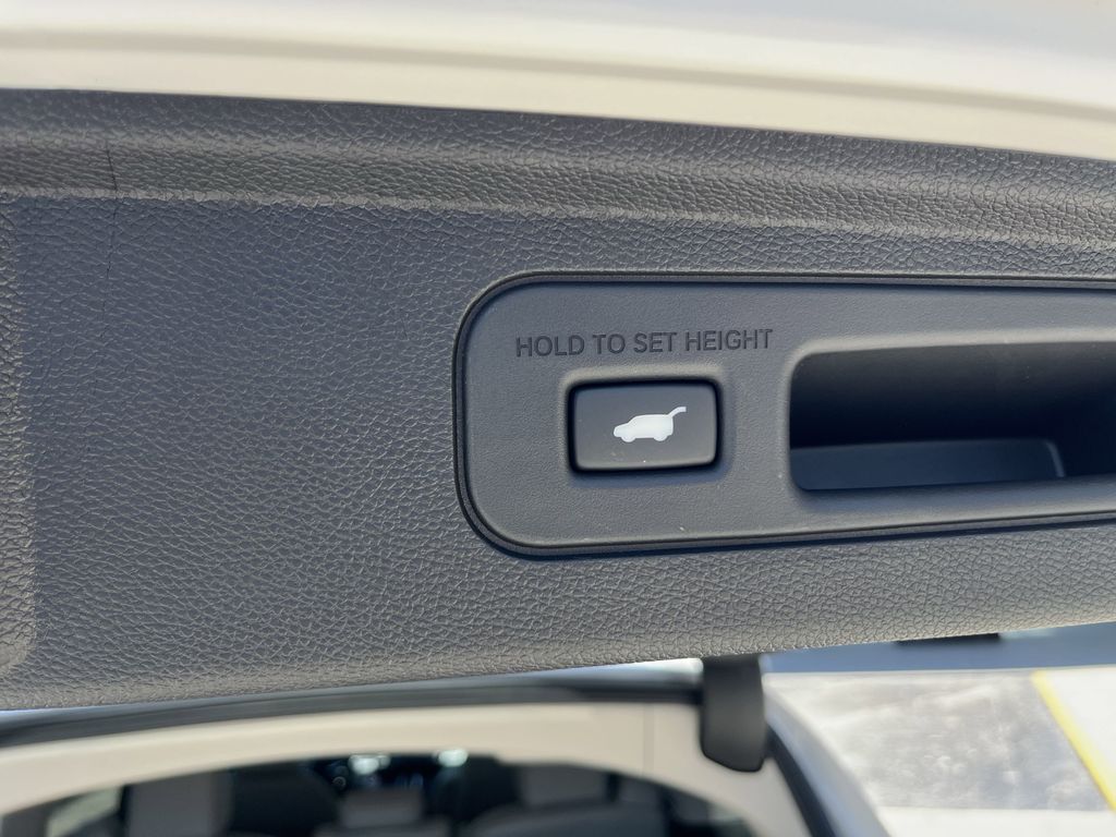 new 2025 Honda Odyssey car, priced at $42,960
