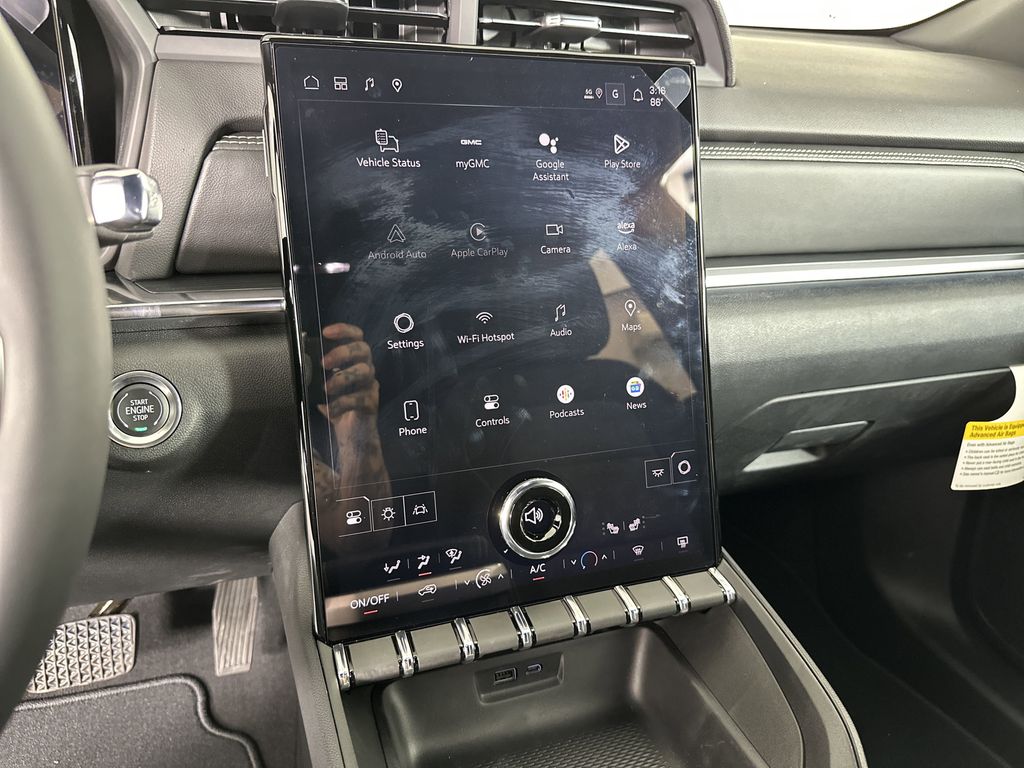 new 2025 GMC Terrain car, priced at $29,480