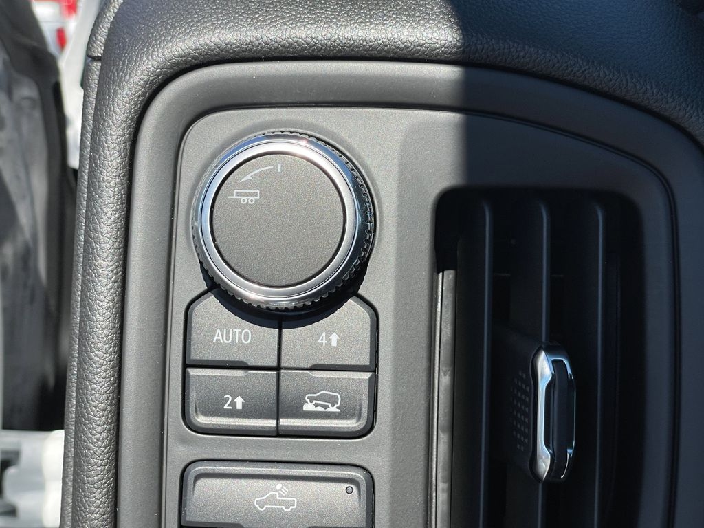 new 2025 GMC Sierra 1500 car, priced at $37,834