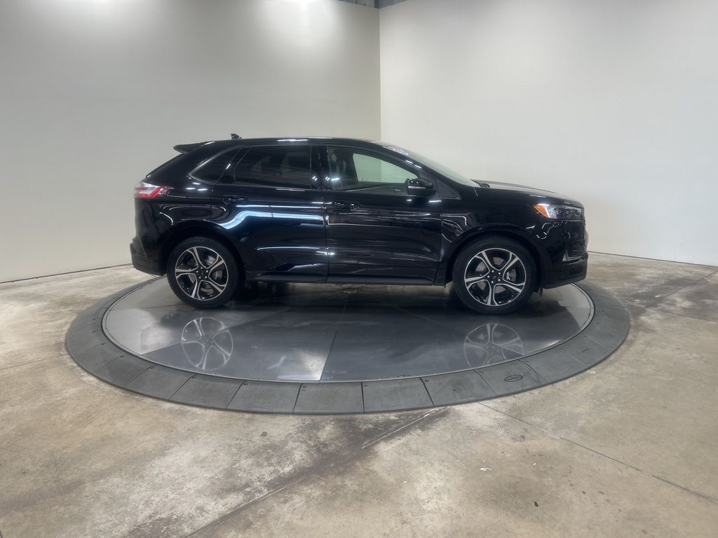 used 2020 Ford Edge car, priced at $21,426