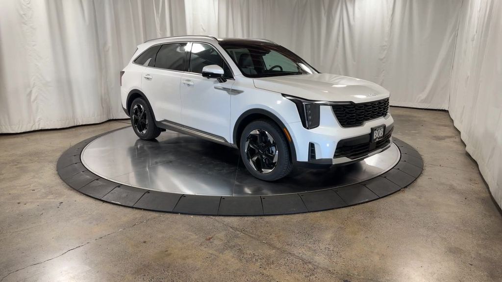 new 2025 Kia Sorento Hybrid car, priced at $48,456