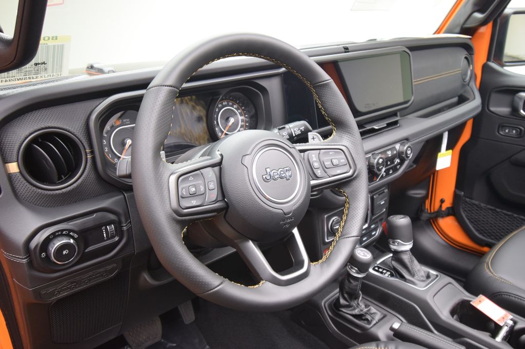 new 2025 Jeep Wrangler car, priced at $98,901