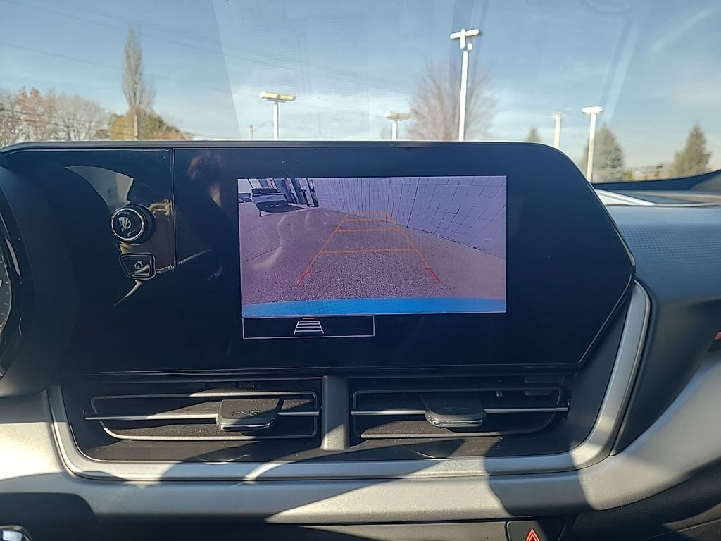 used 2024 Chevrolet Trax car, priced at $21,146