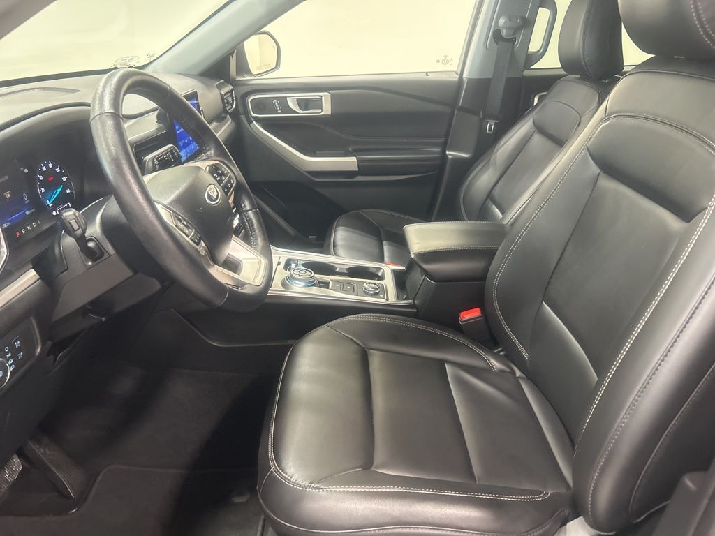 used 2022 Ford Explorer car, priced at $29,789