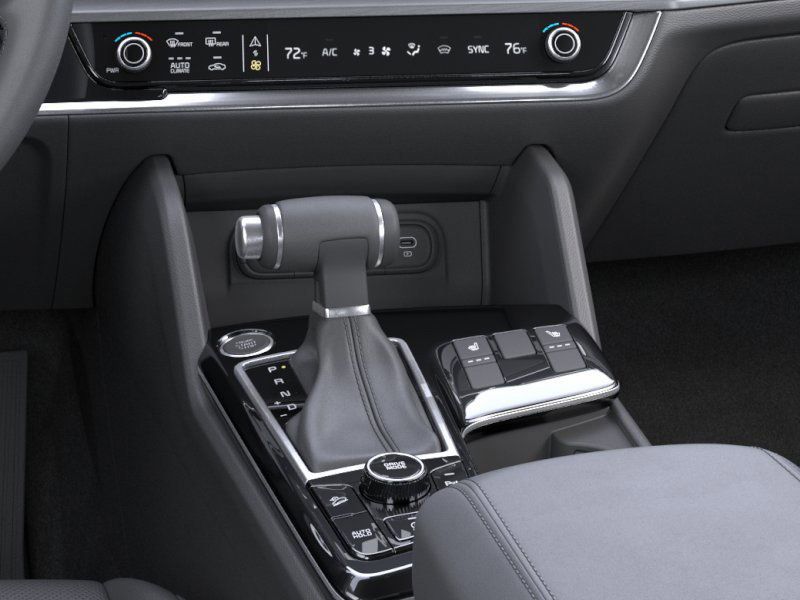 new 2025 Kia Sportage car, priced at $27,689