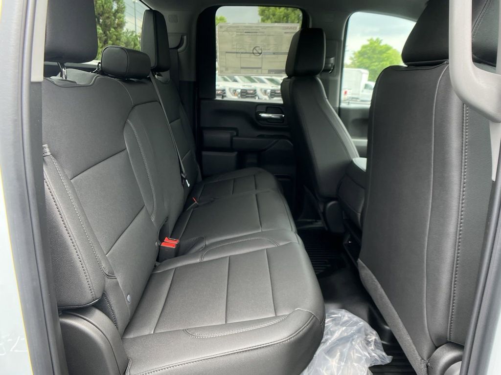 new 2024 GMC Sierra 2500HD car, priced at $47,978