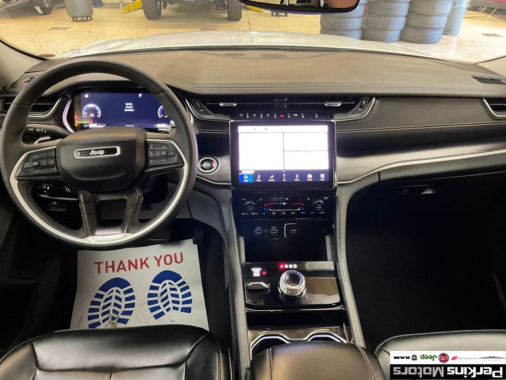 used 2023 Jeep Grand Cherokee car, priced at $30,489