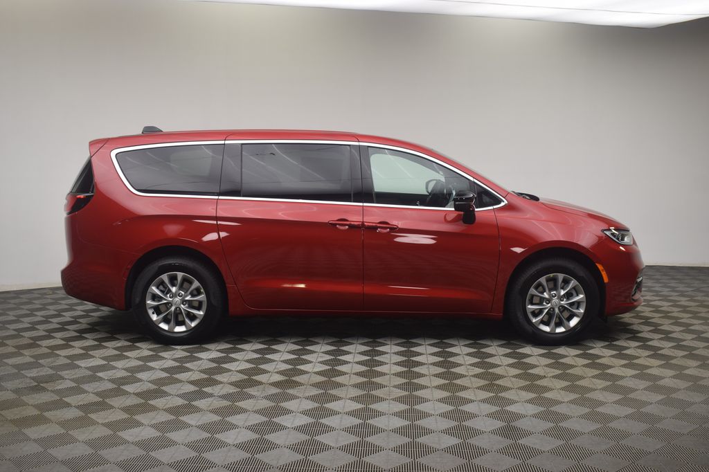 new 2026 Chrysler Pacifica car, priced at $43,561