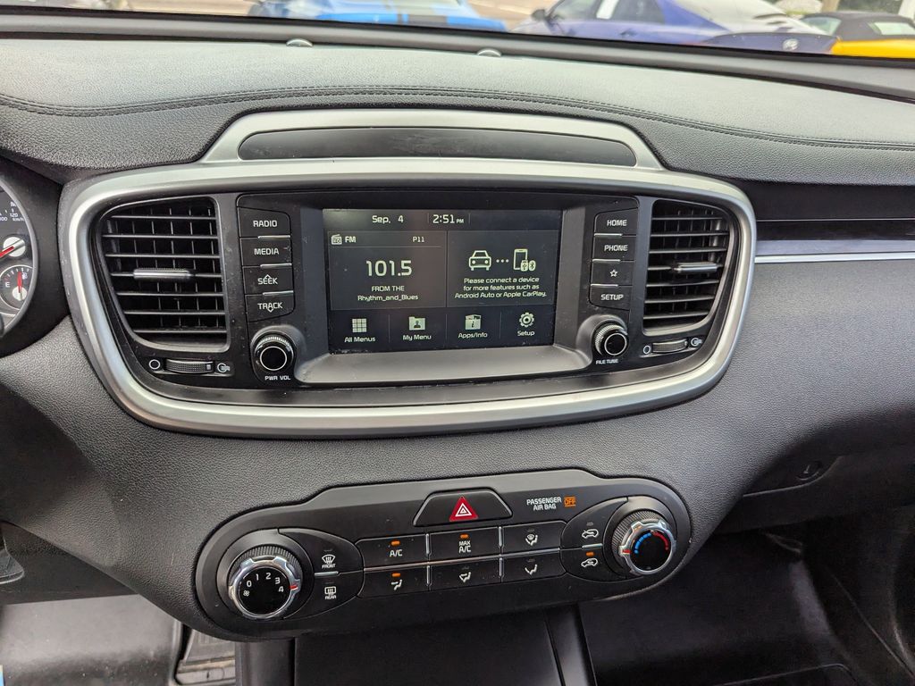 used 2019 Kia Sorento car, priced at $15,274