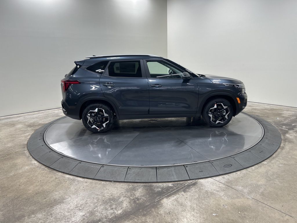 new 2026 Kia Seltos car, priced at $27,108
