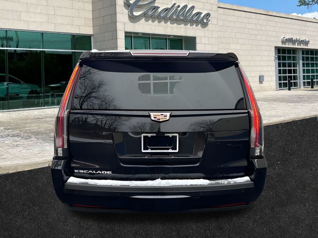 used 2019 Cadillac Escalade car, priced at $41,500