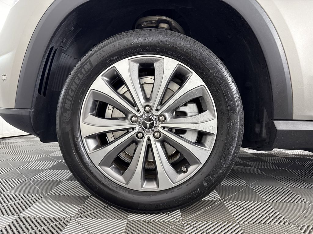 used 2020 Mercedes-Benz GLE car, priced at $31,633