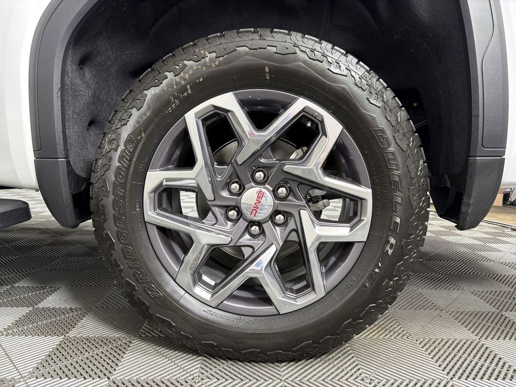 new 2026 GMC Sierra 1500 car, priced at $60,925