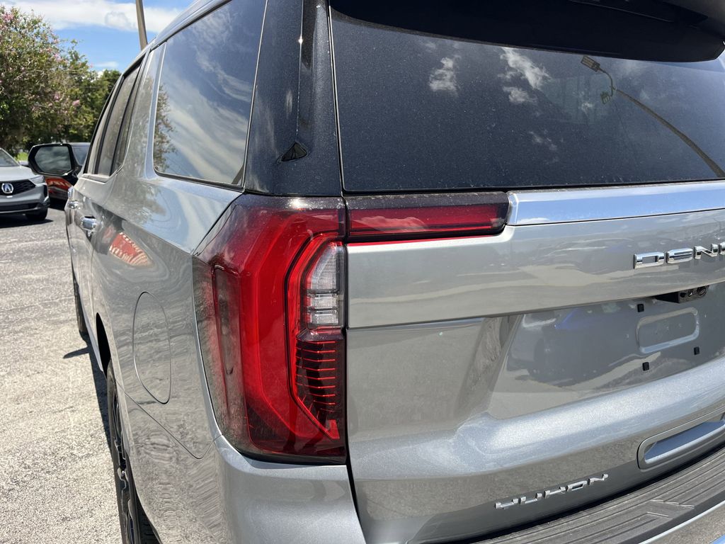 new 2025 GMC Yukon car, priced at $95,065