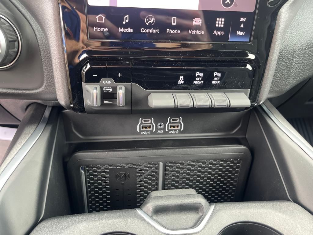 new 2025 Ram 1500 car, priced at $44,990