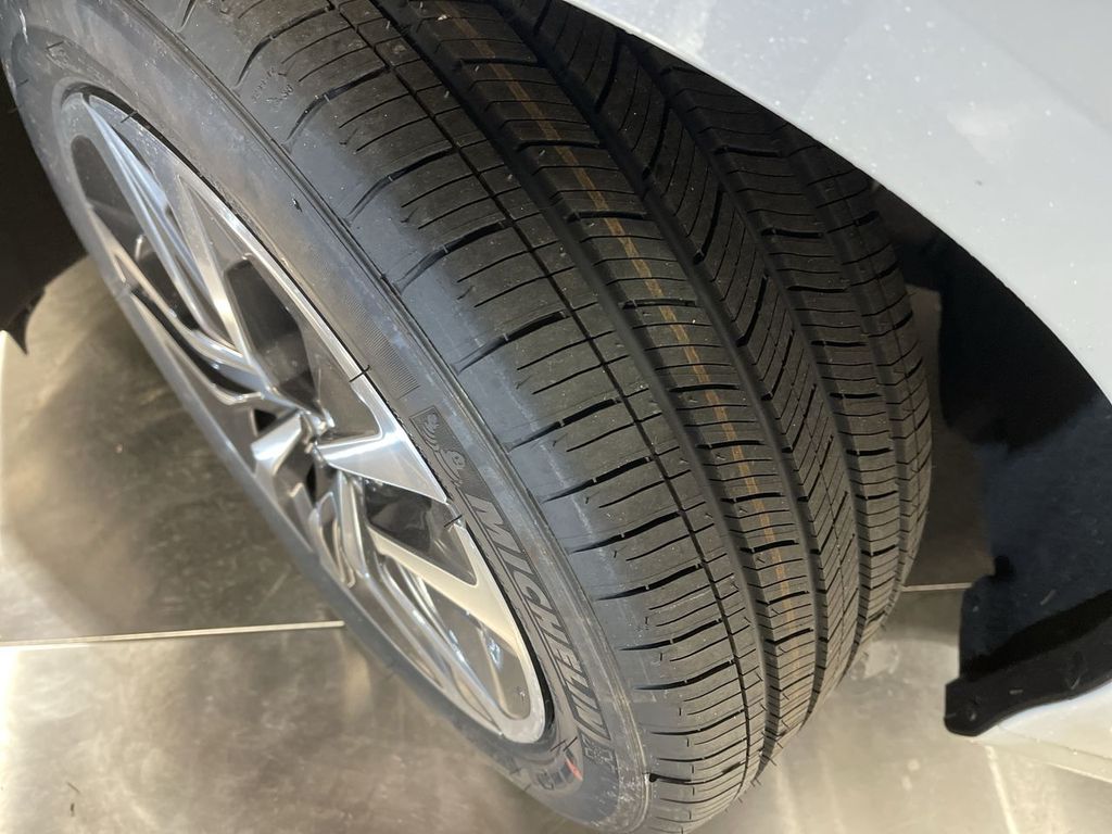 used 2022 Honda Accord Hybrid car, priced at $23,418