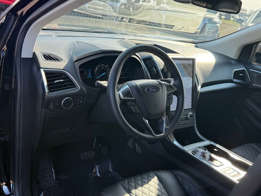 used 2024 Ford Edge car, priced at $33,977