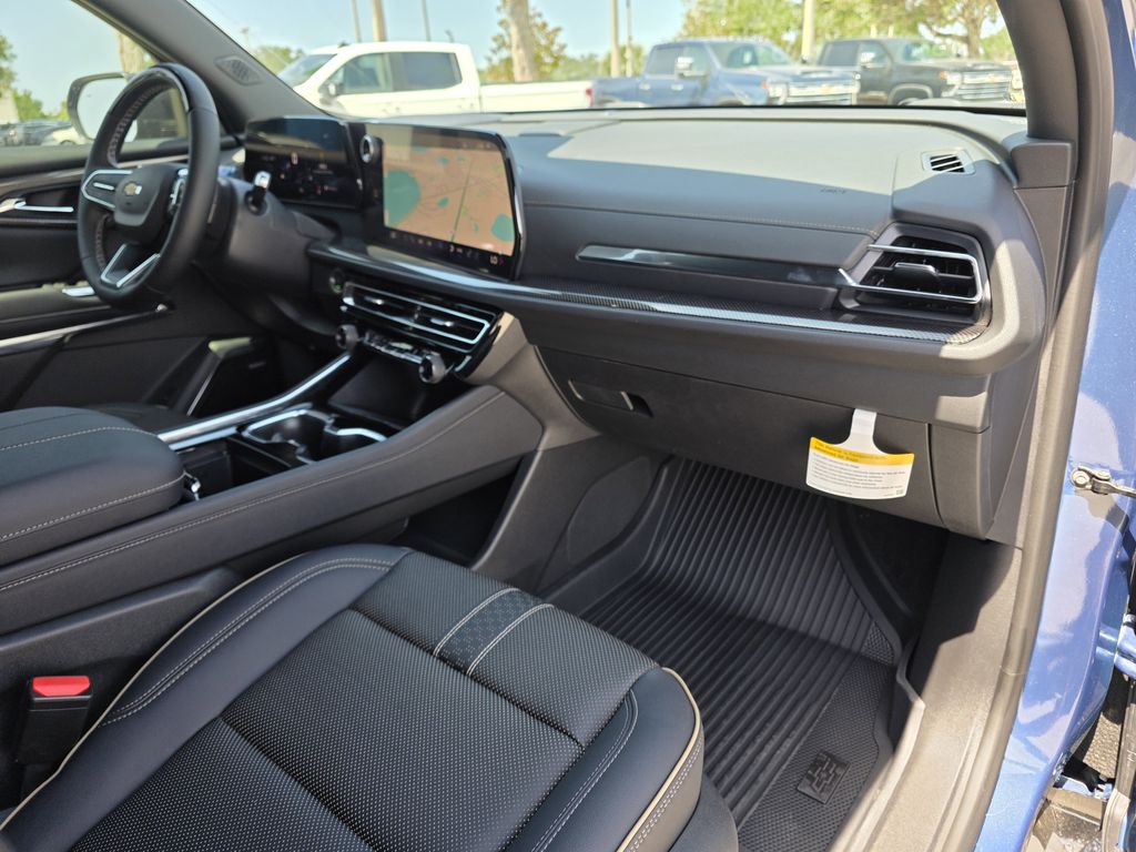 new 2025 Chevrolet Traverse car, priced at $56,658