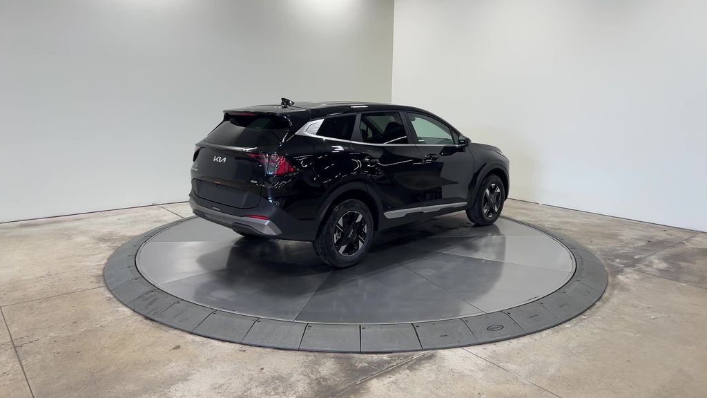 new 2026 Kia Sportage car, priced at $32,065