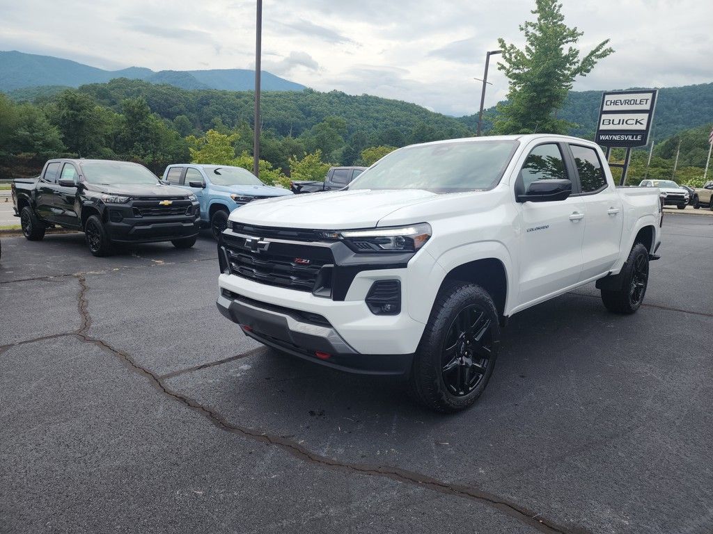 new 2025 Chevrolet Colorado car, priced at $48,840