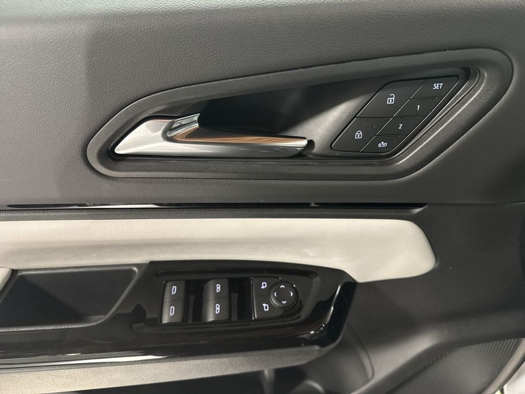new 2025 Honda Prologue car, priced at $56,605