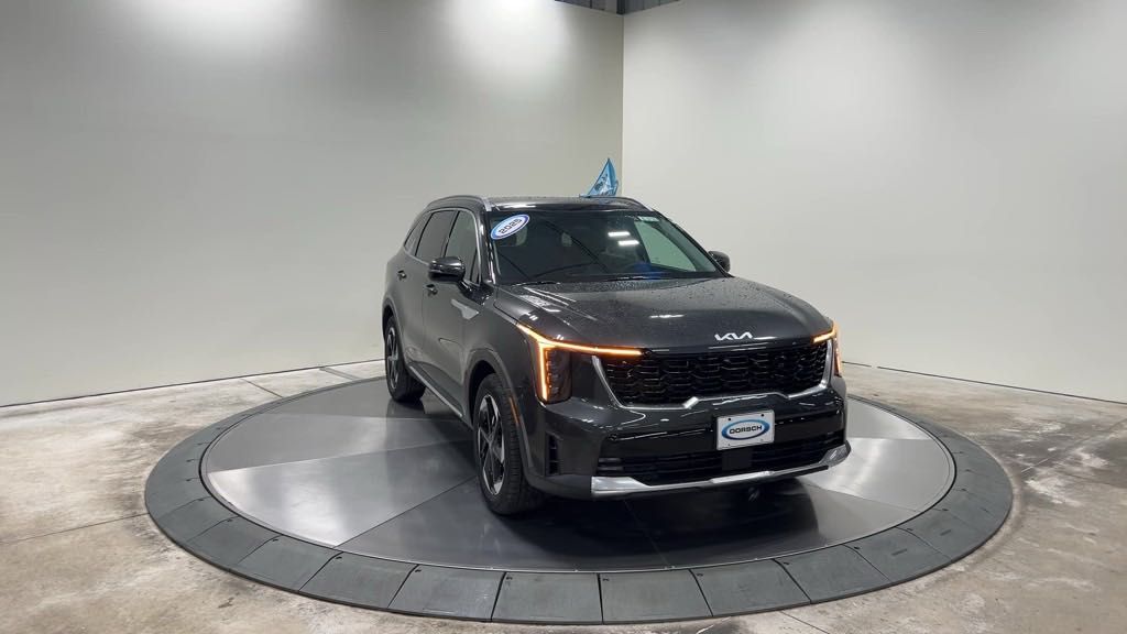 new 2025 Kia Sorento Hybrid car, priced at $40,815