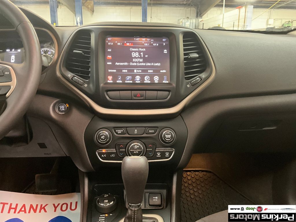 used 2014 Jeep Cherokee car, priced at $12,138