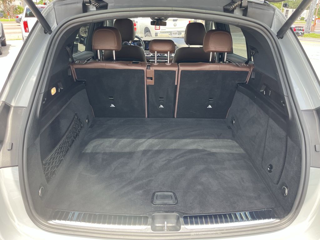 used 2024 Mercedes-Benz GLE car, priced at $61,992