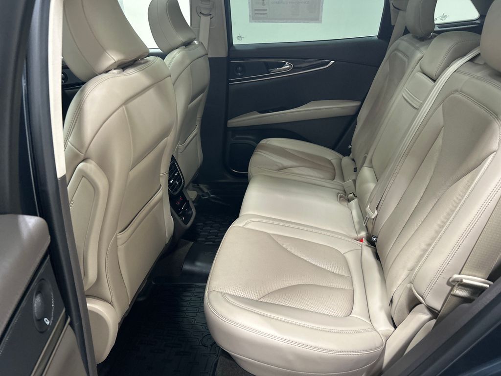 used 2022 Lincoln Nautilus car, priced at $35,794