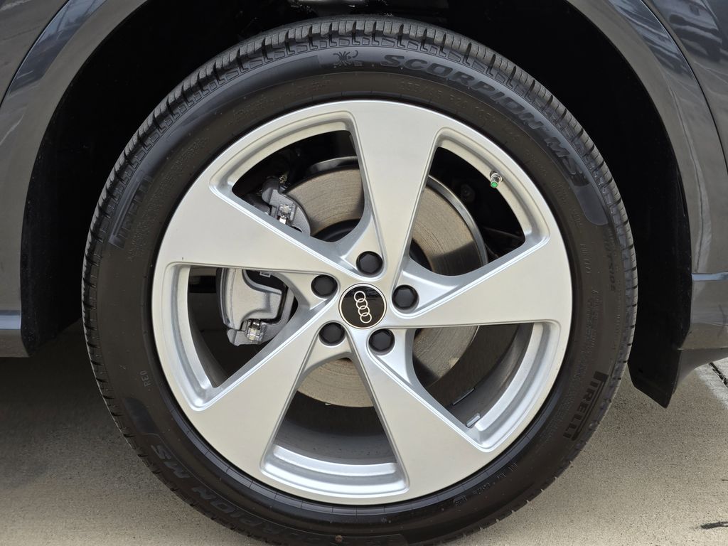 new 2025 Audi All-new Q5 car, priced at $61,300