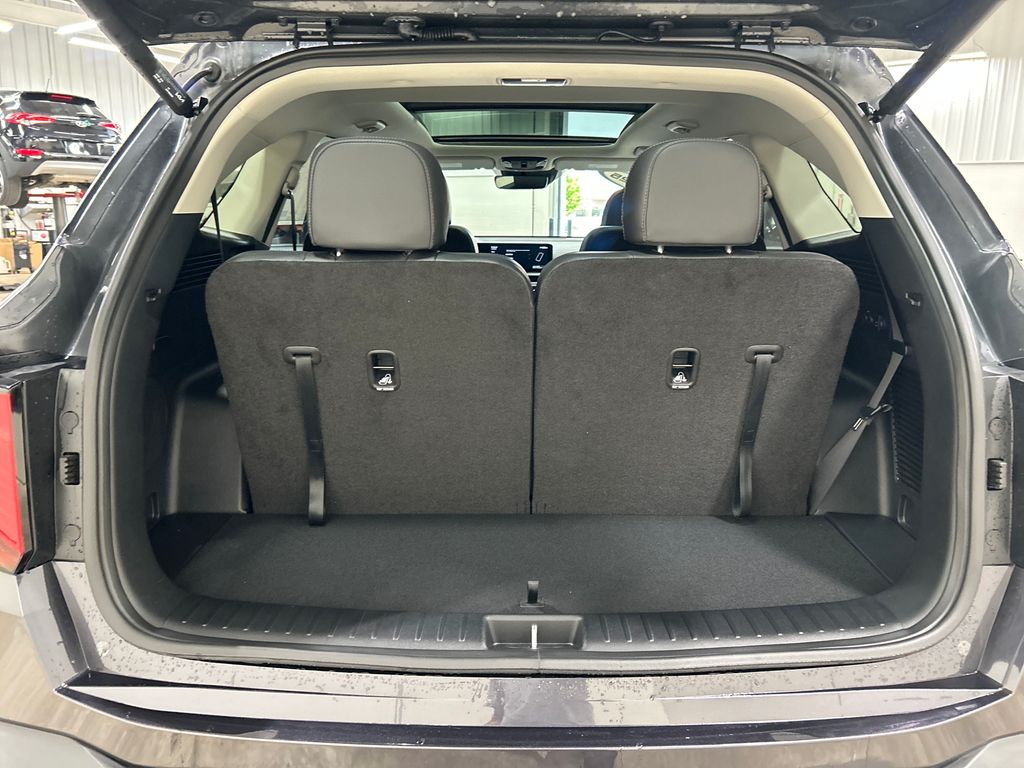 new 2025 Kia Sorento car, priced at $41,473