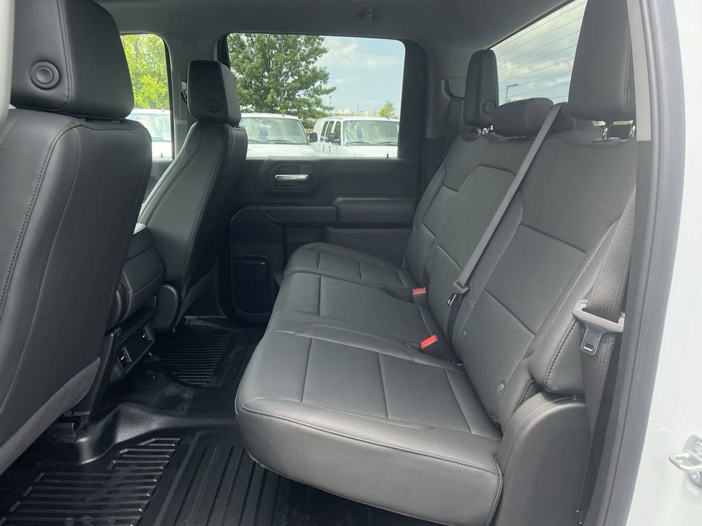 new 2024 GMC Sierra 2500HD car, priced at $48,933
