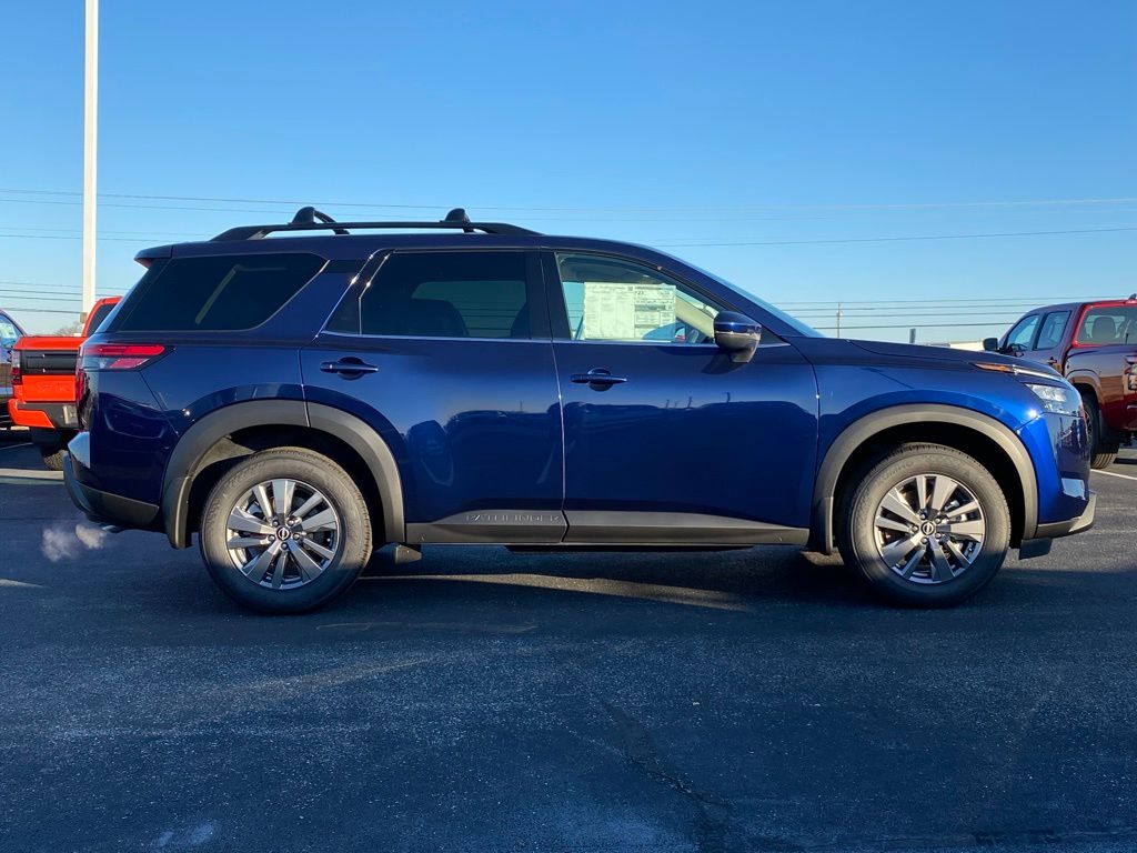 new 2025 Nissan Pathfinder car, priced at $38,396