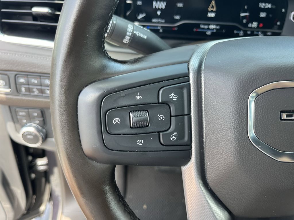 used 2023 GMC Yukon car, priced at $60,192
