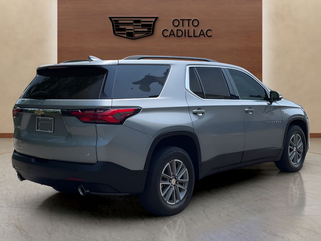 used 2023 Chevrolet Traverse car, priced at $33,700
