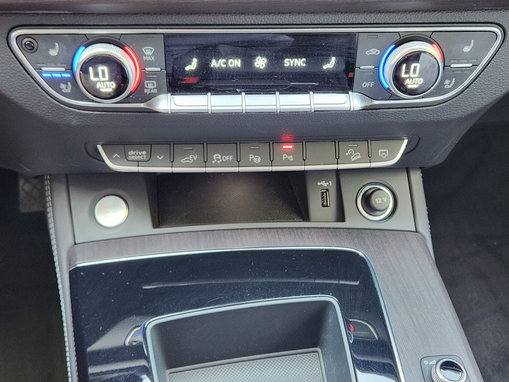 used 2022 Audi Q5 e car, priced at $37,372