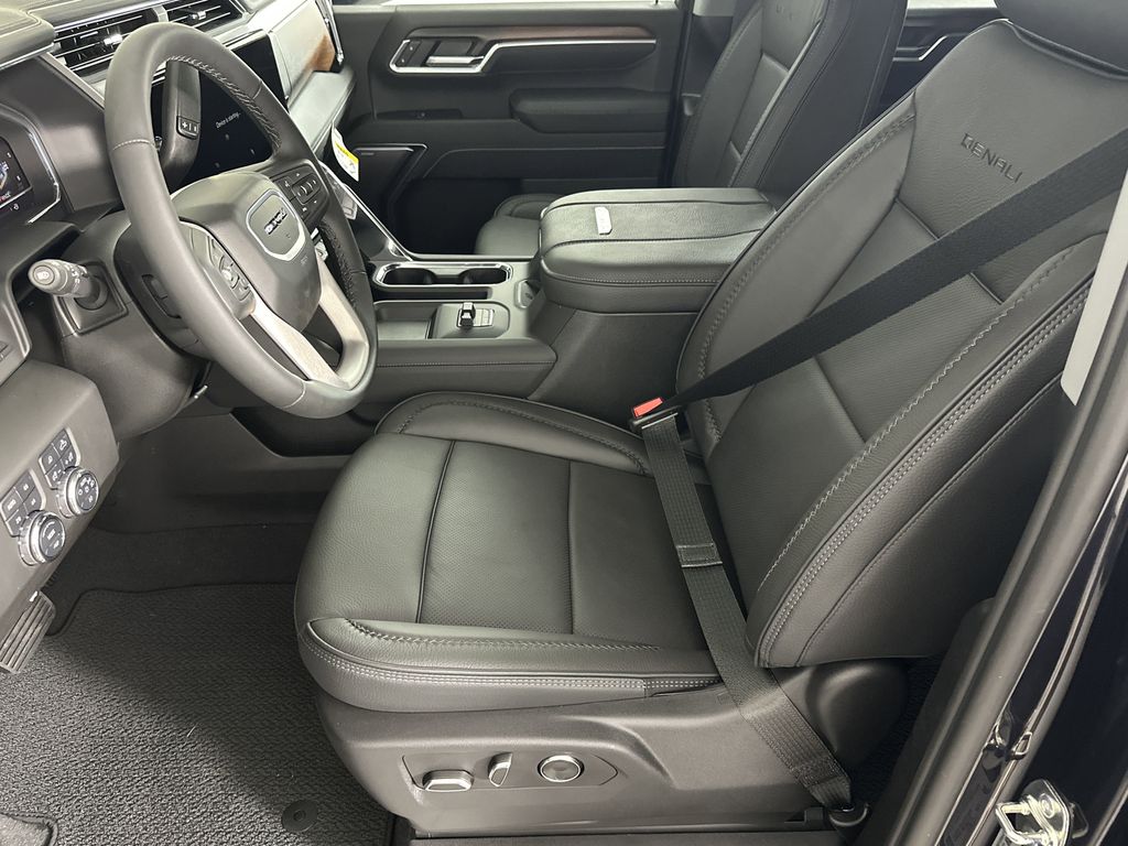 new 2025 GMC Sierra 2500HD car, priced at $86,963