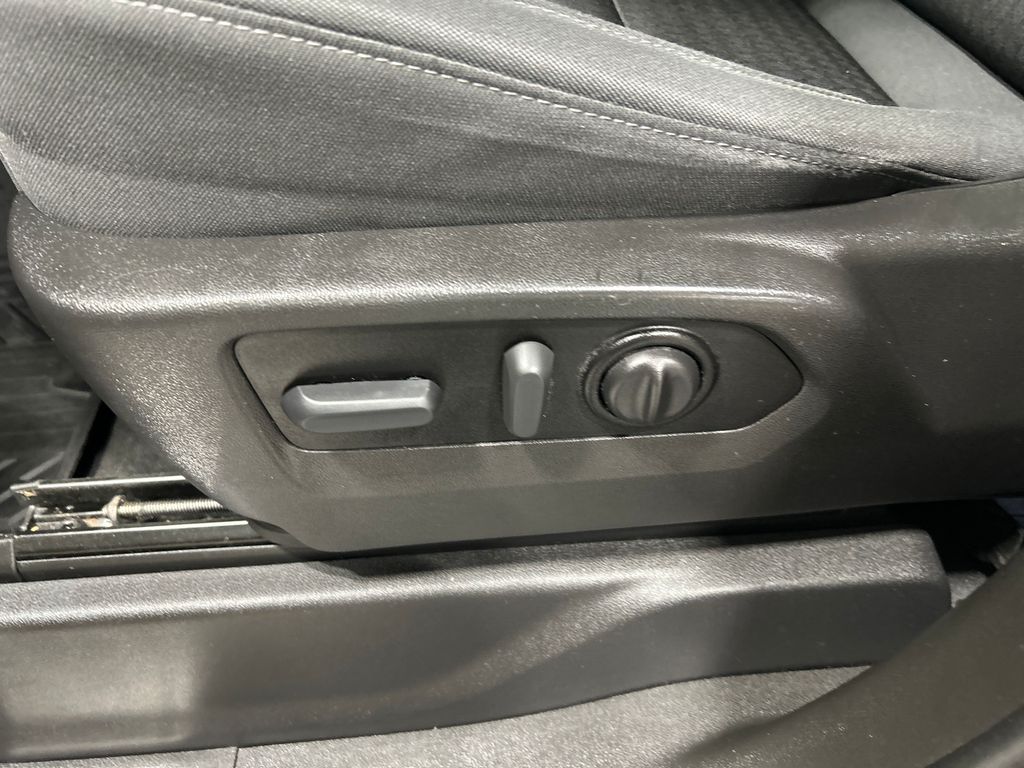 new 2021 Chevrolet Silverado 1500 car, priced at $43,161