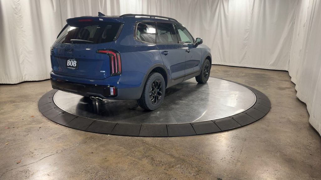 new 2025 Kia Telluride car, priced at $47,052