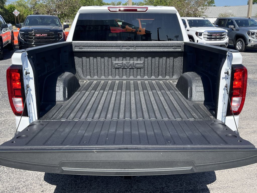new 2025 GMC Sierra 1500 car, priced at $50,282