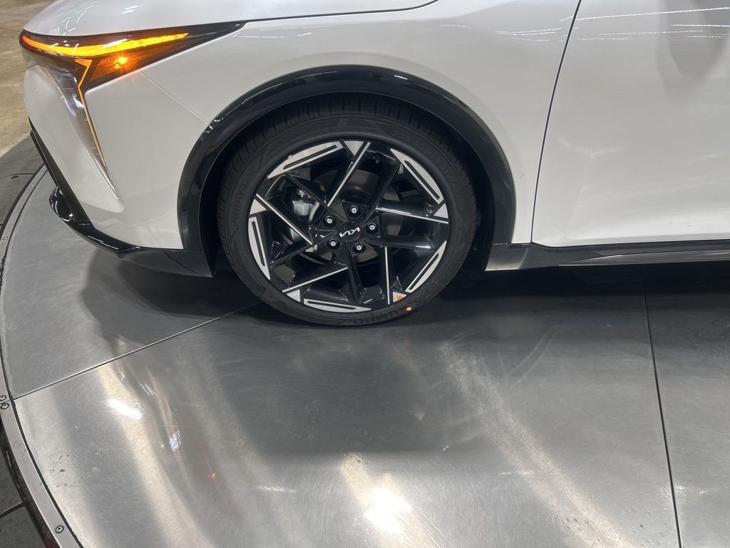 new 2025 Kia K4 car, priced at $26,332