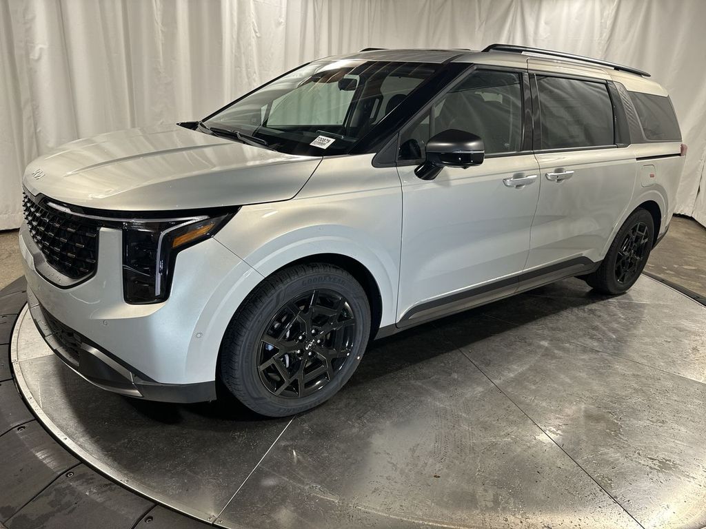 new 2025 Kia Carnival car, priced at $47,055