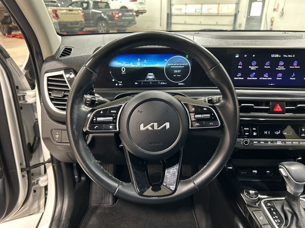 used 2024 Kia Seltos car, priced at $23,374